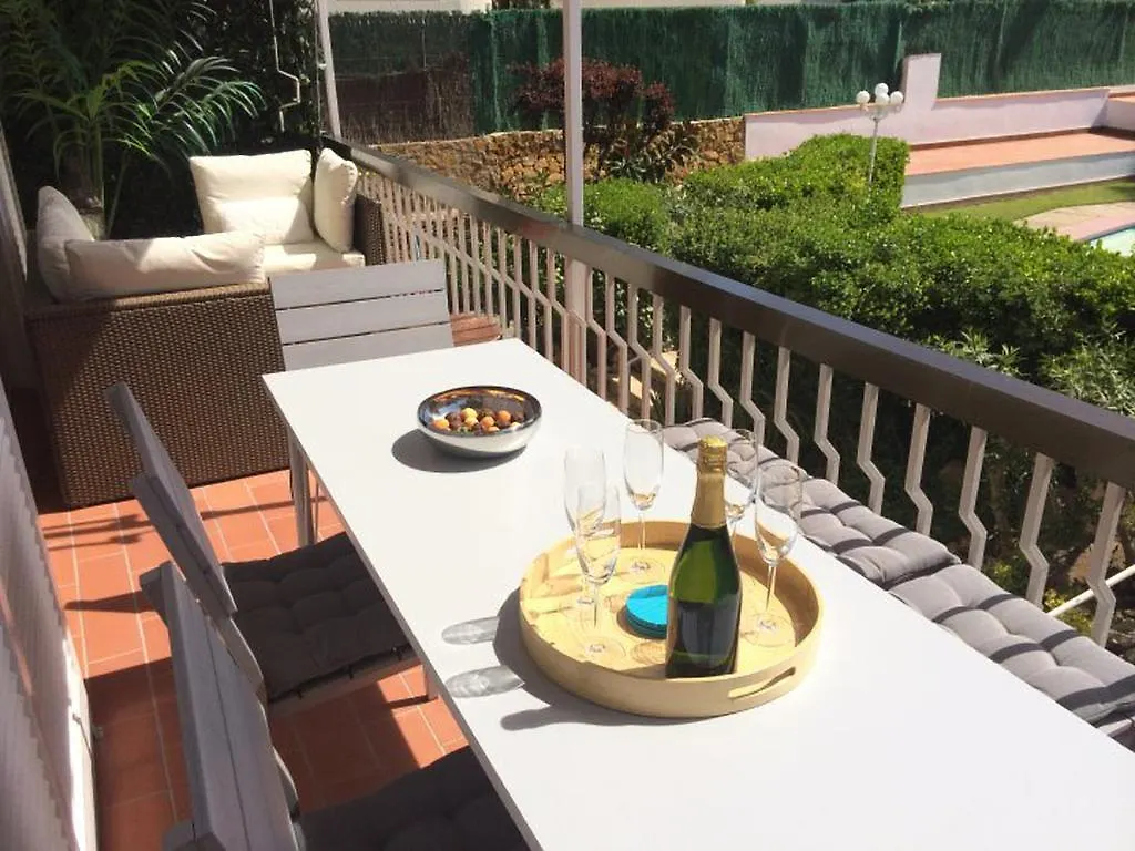 Pure Palm Springs Apartment Sitges