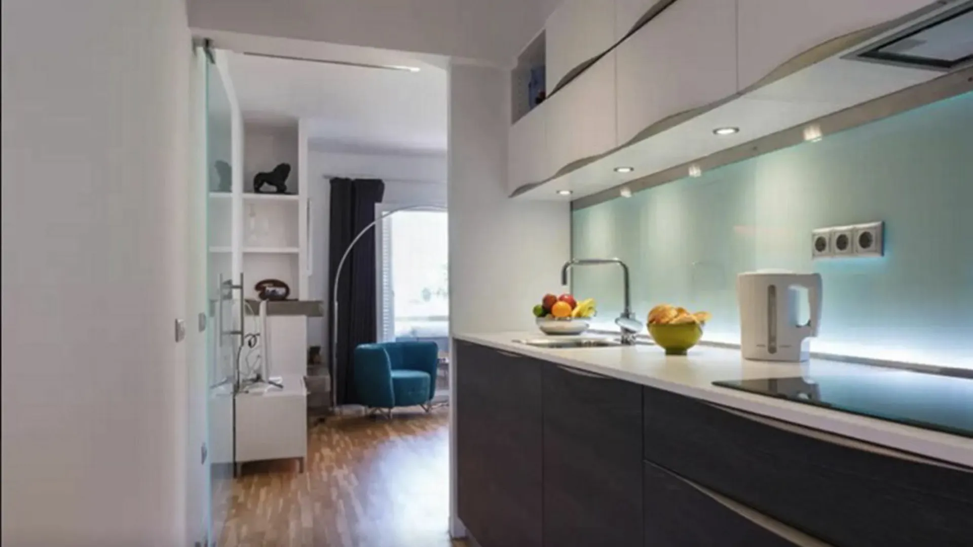 Pure Palm Springs Apartment Sitges